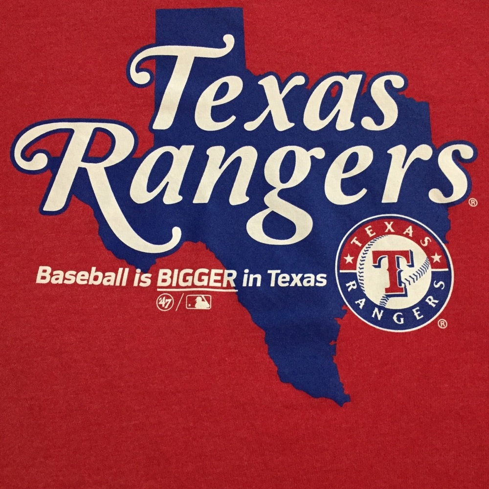 Texas Rangers Swoop Neck Tee Red NWT Med - Picture 4 of 9